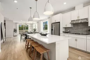 9008 NE 203rd Ln, Bothell, WA 98011 - Photo 7