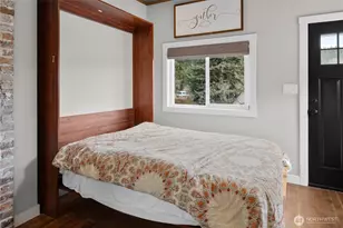 300 S 1st St, Roslyn, WA 98941 - Photo 17