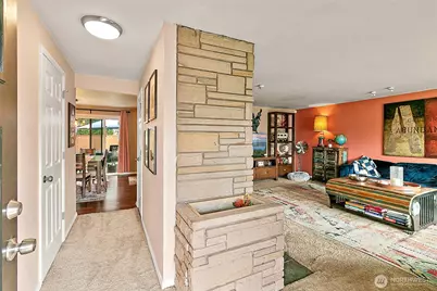 1011 9th St NE, Auburn, WA 98002 - Photo 3