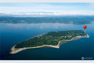 26 E Port Garden Dr, Everett, WA 98206 - Photo 27