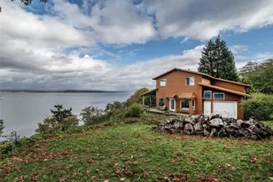 26 E Port Gardner Dr, Everett, WA 98206 - Photo 23