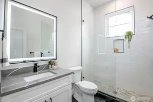 12648 NE 80th St, Kirkland, WA 98033 - Photo 15