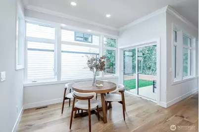 12648 NE 80th Street, Kirkland, WA 98033 - Photo 11