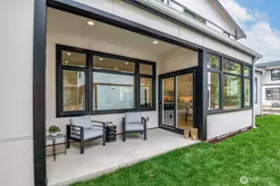 12648 NE 80th St, Kirkland, WA 98033 - Photo 29