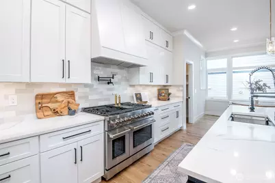12648 NE 80th Street, Kirkland, WA 98033 - Photo 7
