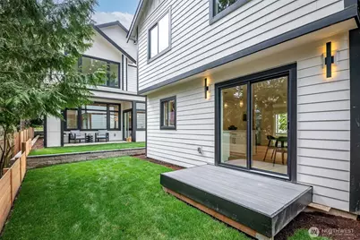 12648 NE 80th Street, Kirkland, WA 98033 - Photo 39