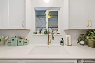 1215 Stillwell St NE, Olympia, WA 98516 - Photo 7