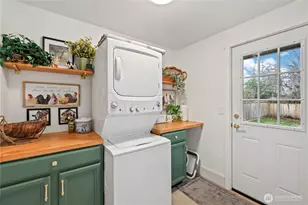 1215 Stillwell St NE, Olympia, WA 98516 - Photo 11