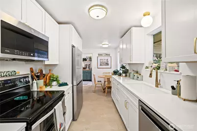 1215 Stillwell Street NE, Olympia, WA 98516 - Photo 9