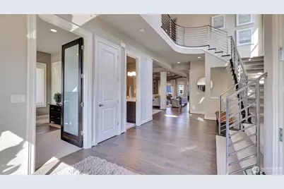 3319 Burnett Avenue N, Renton, WA 98056 - Photo 3