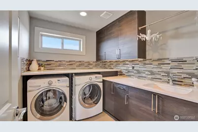 3319 Burnett Avenue N, Renton, WA 98056 - Photo 27