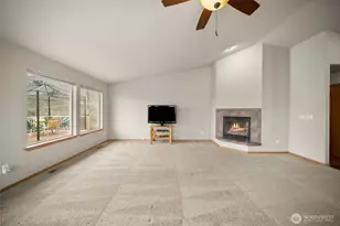 2095 Lasso Dr, Wenatchee, WA 98801 - Photo 9