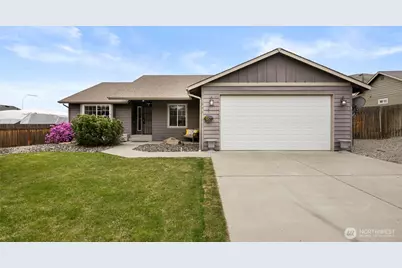 2095 Lasso Drive, Wenatchee, WA 98801 - Photo 1