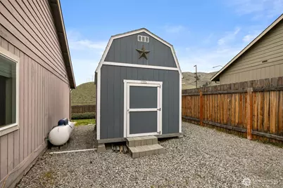 2095 Lasso Drive, Wenatchee, WA 98801 - Photo 37