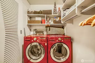 10650 NE 9th Pl, Bellevue, WA 98004 - Photo 29