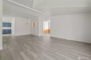 614 Richardson Ct, Oak Harbor, WA 98277 - Photo 29