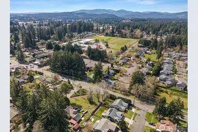 1910 Bowman Avenue NW, Olympia, WA 98502 - Photo 21