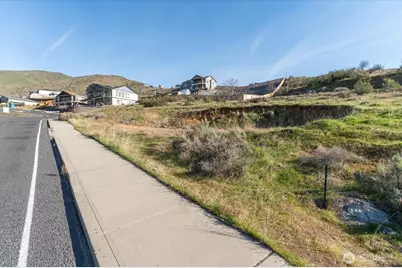 9988 Saska Way, Entiat, WA 98822 - Photo 7