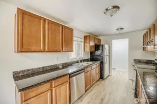 8305 43rd Pl W, University Place, WA 98466 - Photo 9