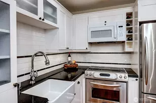 201 Galer St, Seattle, WA 98109 - Photo 5