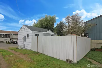 3119 Bridgeport Way W, University Place, WA 98466 - Photo 19