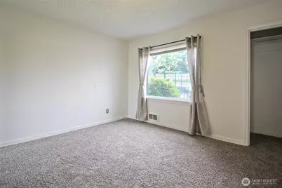 3119 Bridgeport Way W, University Place, WA 98466 - Photo 11