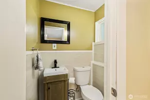 4460 Fir Dr NE, Bremerton, WA 98310 - Photo 25