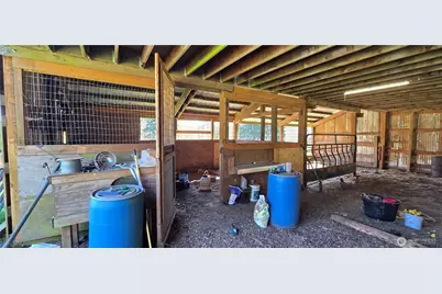 123 Barton Road, Rochester, WA 98579 - Photo 9