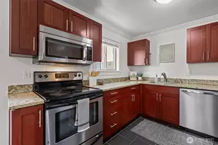 1430 NW 59th St, Seattle, WA 98107 - Photo 13