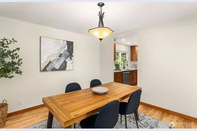 1759 Newport Avenue NE, Renton, WA 98056 - Photo 9