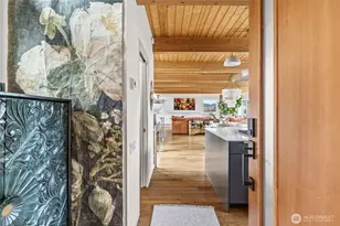 19523 SE 51st St, Issaquah, WA 98027 - Photo 13