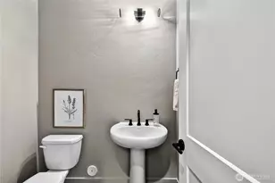 15221 210th Ave E, Bonney Lake, WA 98391 - Photo 17