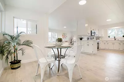 515 E Pine Street, Centralia, WA 98531 - Photo 13