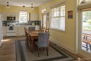 101 Flip Flop Ln, Oroville, WA 98844 - Photo 9