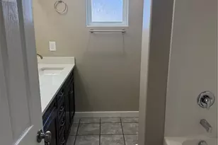 1324 E Polk Ct, Moses Lake, WA 98837 - Photo 17