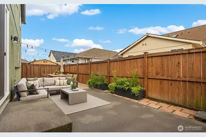 17915 25th Avenue E, Tacoma, WA 98445 - Photo 33