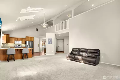 17915 25th Avenue E, Tacoma, WA 98445 - Photo 11