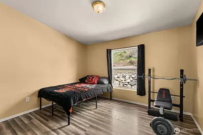 1053 S Perry Avenue, East Wenatchee, WA 98802 - Photo 23