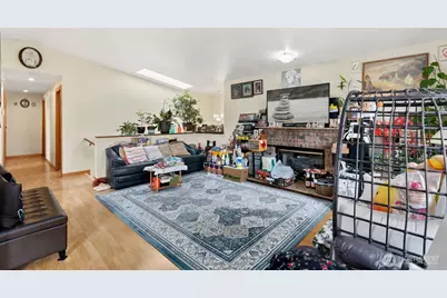 5233 33rd Avenue S, Seattle, WA 98118 - Photo 7