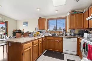 5233 33rd Ave S, Seattle, WA 98118 - Photo 11