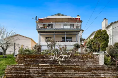 5233 33rd Avenue S, Seattle, WA 98118 - Photo 1