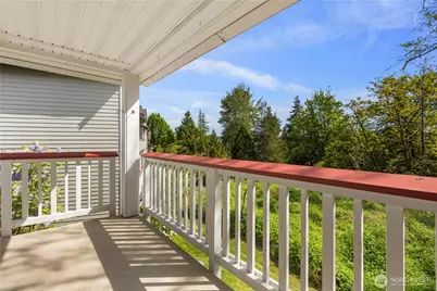 18501 SE Newport Way #H235, Issaquah, WA 98027 - Photo 19