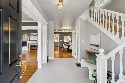 1606 33rd Avenue, Seattle, WA 98122 - Photo 3