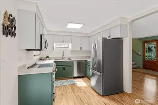 508 Summit Lake Shore Dr NW, Olympia, WA 98502 - Photo 13