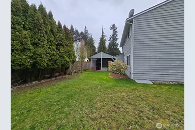 16301 N Wallingford Avenue N, Shoreline, WA 98133 - Photo 13