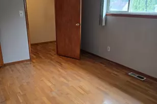 16301 N Wallingford Ave N, Shoreline, WA 98133 - Photo 11