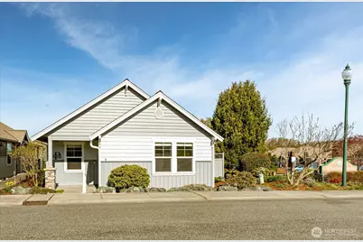 1611 SW Vanguard Street, Oak Harbor, WA 98277 - Photo 3