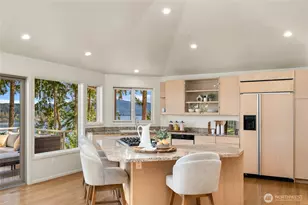 936 170th Pl SE, Bellevue, WA 98008 - Photo 13