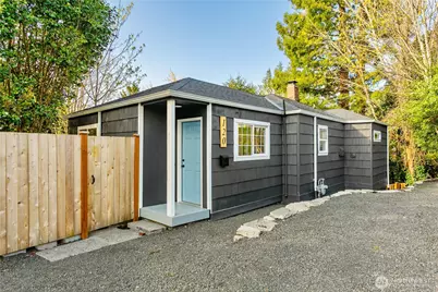 120 Tracy Avenue N, Port Orchard, WA 98366 - Photo 1