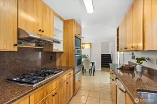 10601 242nd Pl SW, Edmonds, WA 98020 - Photo 11